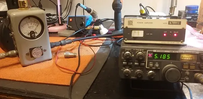 Radio UHF SSB, CW, FM, DX! mais linear. RaRO e Único OLX!!