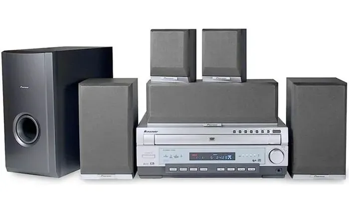 Receiver Pioneer XV-HTD510 5.1 canais 5 discos Dolby DTS - 400WRMS