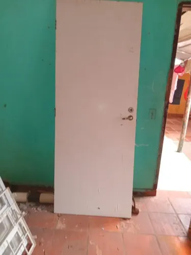 Porta de 210x80 cm 