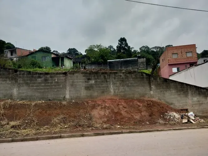 Lotes 5x25 .Mauá/ B. Luzitano