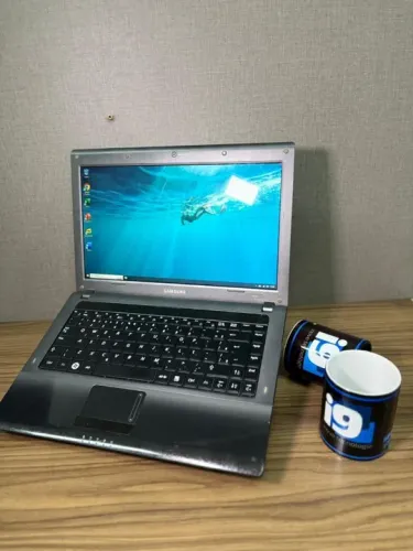 Notebook SAMSUNG R440 Intel core i3 3geracao (3° geracao)  6GB DDR3 120GB SSD Intel 