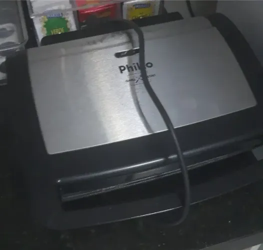 Sanduicheira Grill Philco Destac 220v usado