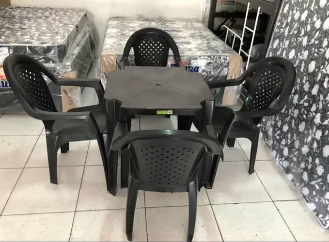 CONJUNTO DE MESA PLÁSTICA TOPPLASTIC