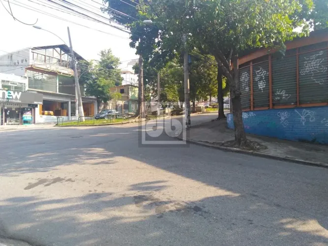 Excelente loja - 151m² - frente - vaga de garagem - Rua Honório - Cachambi - Oportunidade!