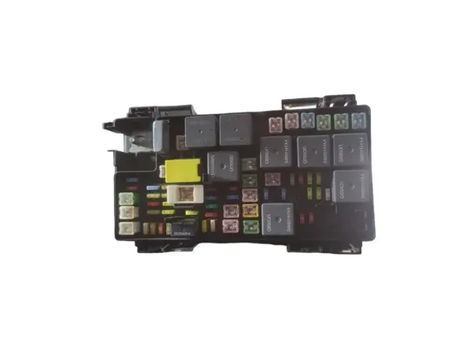 Caixa De Fusiveis Dodge Journey 2.7 Rt239212g7