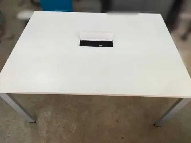 Mesa de Reunião