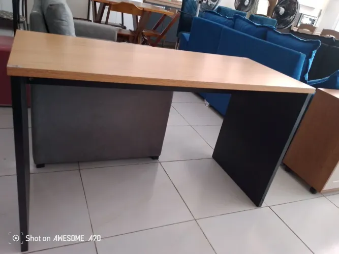 Mesa para escritório - ENTREGO E MONTO NO MESMO DIA