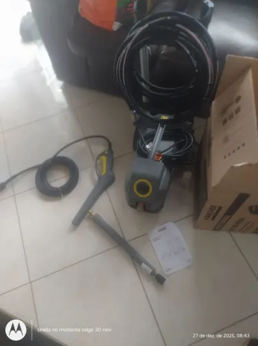 Lavadora de Alta Pressão 2.175 Libras 500 Litros/Hora Karcher HD585 Profi New (220V