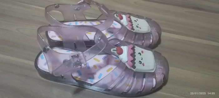 Sandálias infantis Melissa Cupcake - Tamanho 30