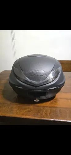 Baú original Honda para XRE Sahara 300