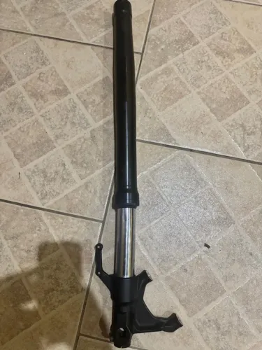 Amortecedor lado esquerdo MT09 e Tracer900 Original