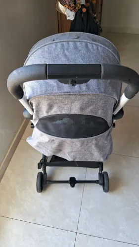 Carrinho de bebê burigotto up cinza
