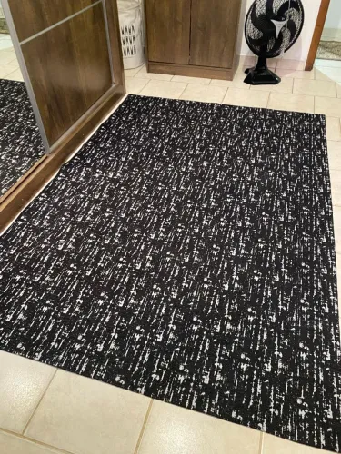 TAPETE NOVO 1,40m X 2,00m