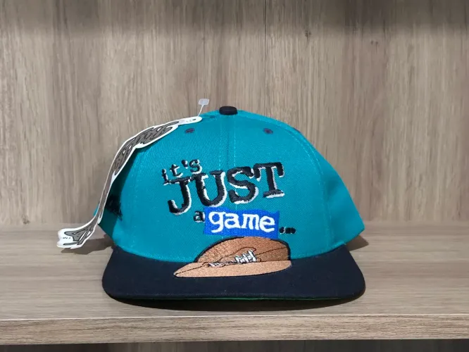 Boné It's Just a Game NFL Anos 90
