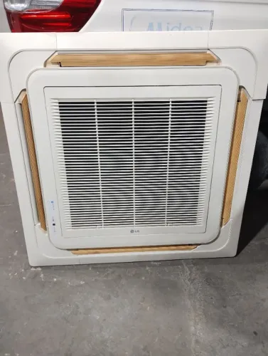 Ar condicionado Split Cassete LG 52000BTU/h 220v Monofásico