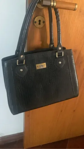 Bolsa em couro legítimo Mc Benett preta