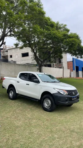 Mitsubishi L200 Tri. Outd. GLX 2.4 CD 4X4 Die. MEC 2022