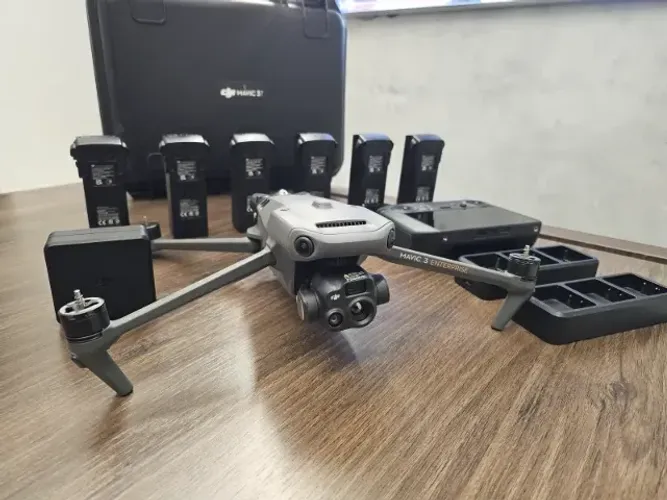 Drone DJI Mavic 3T Thermal + 6 baterias + 2 Hubs + Carregador 100W - Próspera Distribuição