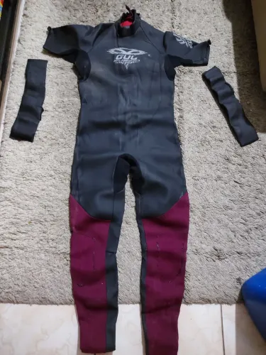 Roupa de Surf