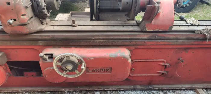 Retificadora de virabrequins Landis - Industrial