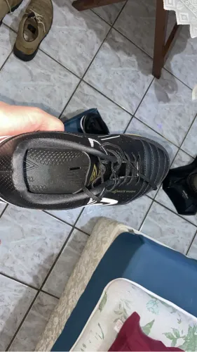 Chuteira Umbro N? 44
