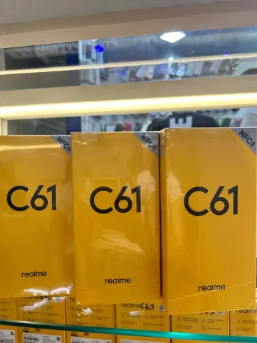 REALME C61