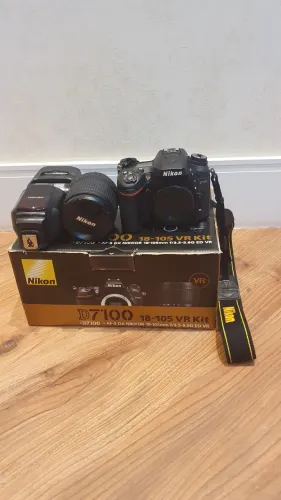 Máquina Fotográfica Nikon