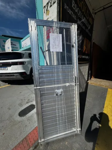Porta de alumínio com grade e vidro 80cm - Direto da Fábrica
