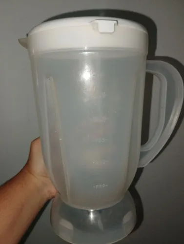 LIQUIDIFICADOR MONDIAL USADO ÓTIMO ESTADO