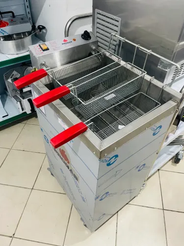 MB Fritadeira elétrica água e óleo PR-2008 Progas