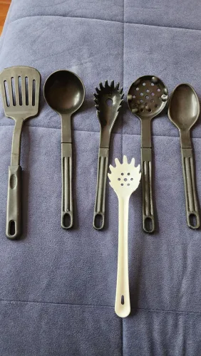 Conjunto utensílios de cozinha - 6 peças por R$ 15