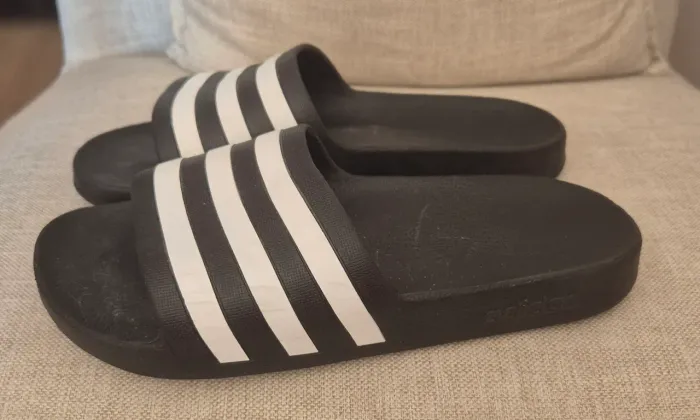 Chinelo Adidas Adilette Slide