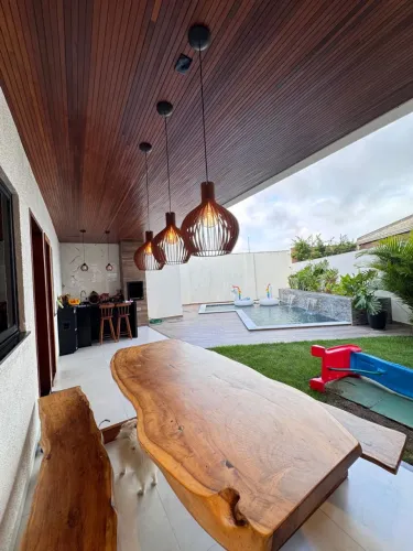 LINDA CASA TÉRREA NOVA C PISCINA NA COPAB
