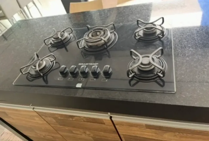 Fogão Cooktop 5 bocas Brastemp