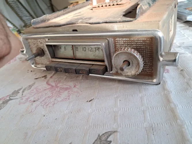 Radio antigo de fusca 