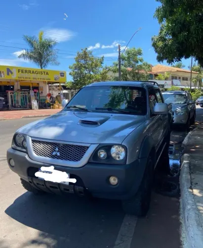 Mitsubishi L200 Outdoor GLS 2.5 4X4 CD TDI Diesel 2012