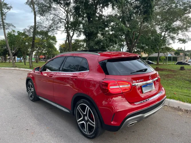 Mercedes-Benz GLA 250 Sport 2.0 TB 16V 4X2 211cv Aut. 2016