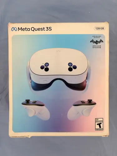Meta Quest 3s 128GB - Completo na caixa (Menos de 1 Ano de Uso)