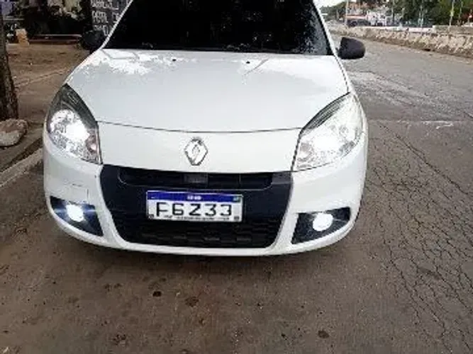 Renault Sandero Authentique Hi-flex 1.0 16V 5P 2013