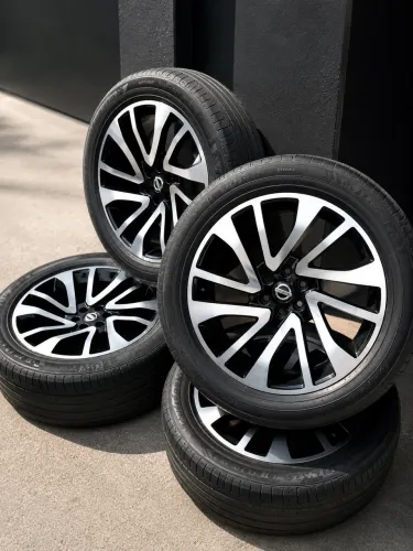 Rodas aro 20 com pneu