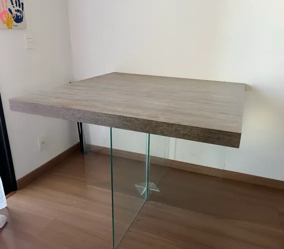 MESA SUPORTE DE VIDRO 