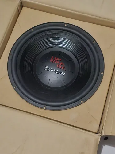 Alto falante Upgrade 12 polegadas 400 RMS.