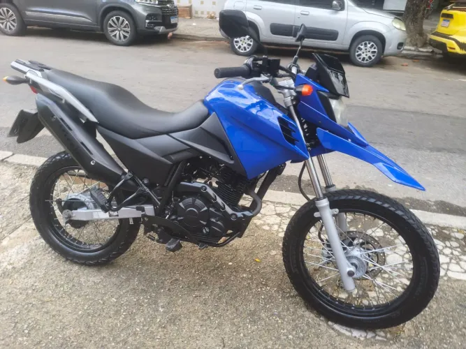 Moto toda reformada sem nada p fazer só transferir