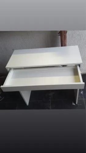 Mesa nova em mdf na cor branca