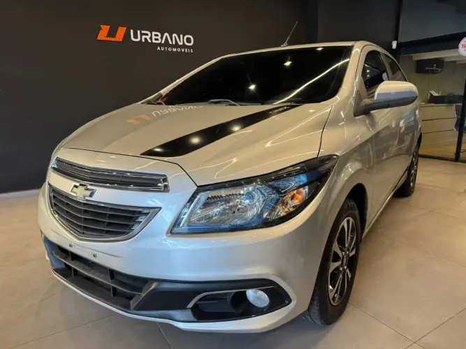 Chevrolet Onix Hatch LTZ 1.4 8V Flex Power Aut. 4P 2015