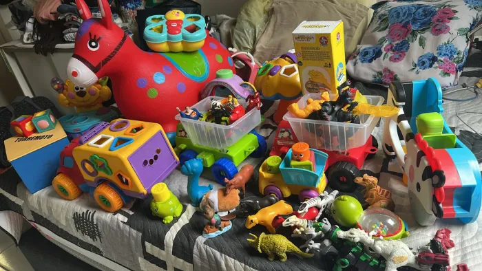 Brinquedos Fisher Price e outros 