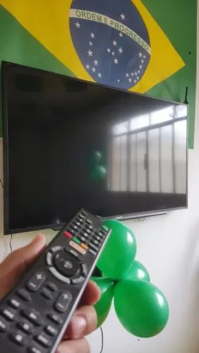 Pra Hoje TV Sony Bravia SMART 49 Polegadas, Funcionando Tudo Perfeitamente 