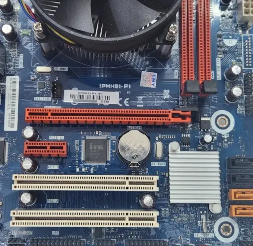 Placa mãe h81 quarta geração processador i7 8gb memória usado funcionando perfeitamente 