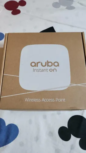 Roteador Aruba Instant On AP11 r2w96a