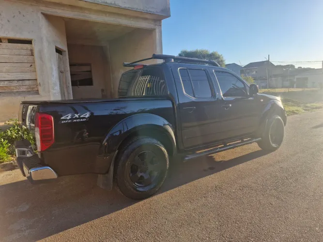 Nissan Frontier LE CD 4X4 2.5 TB Diesel Aut. 2012